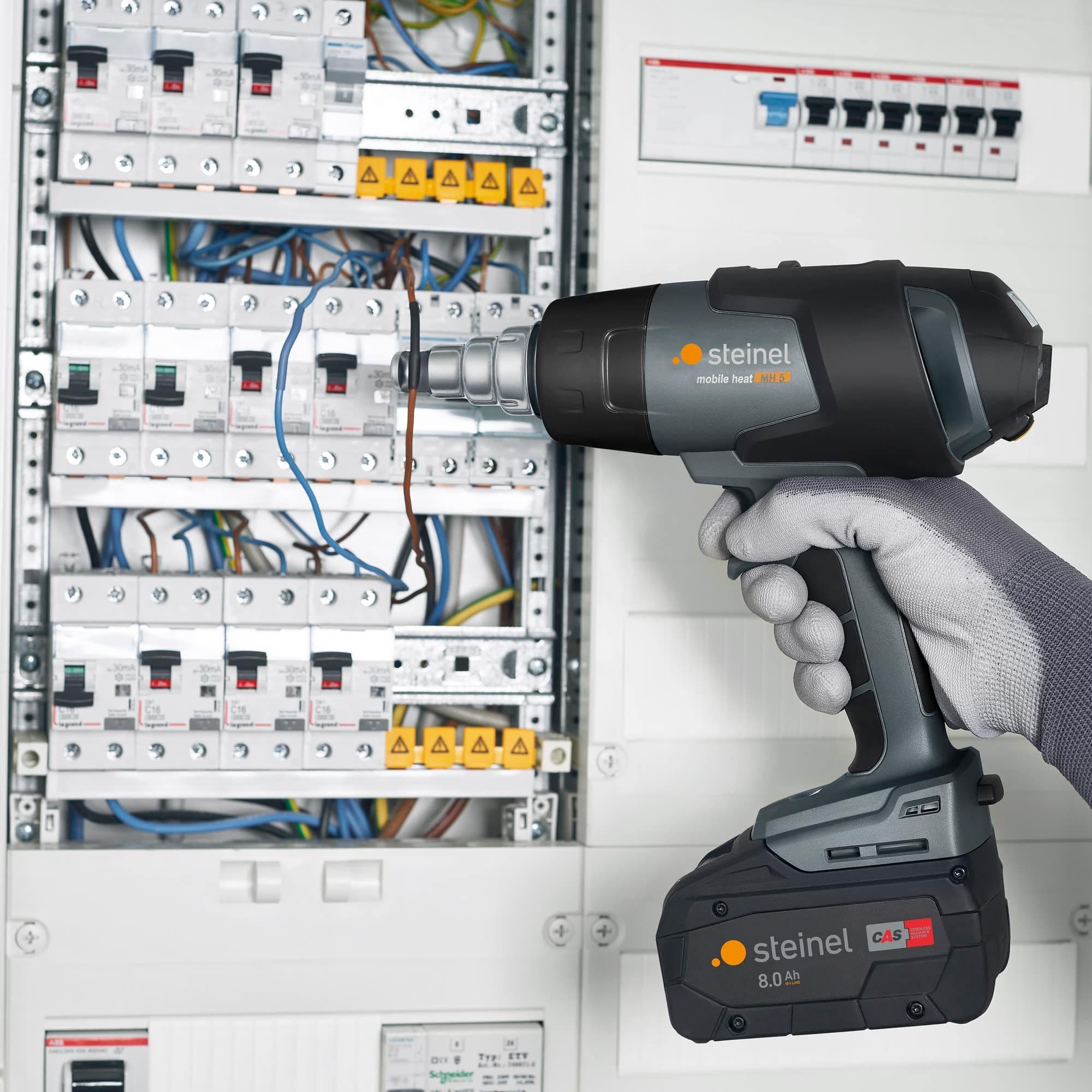 MobileHeat 5 inclusief oplaadbare 8,0 Ah-batterij en oplader 1