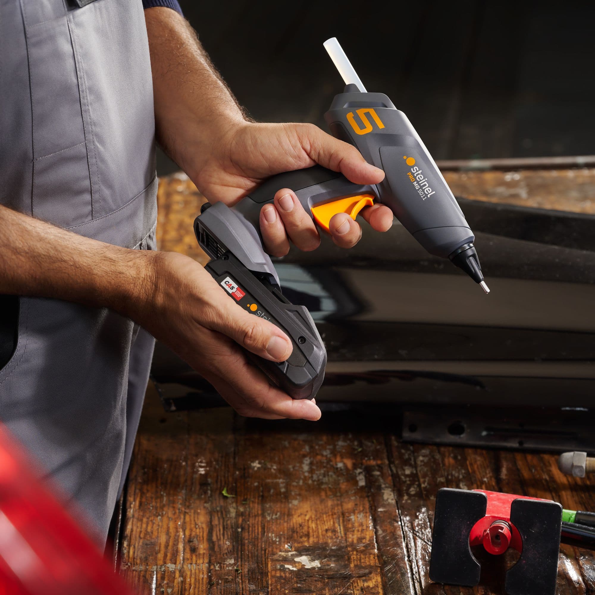 PRO MobileGlue 5011 CAS 2,0 Ah batterie et chargeur inclus 7