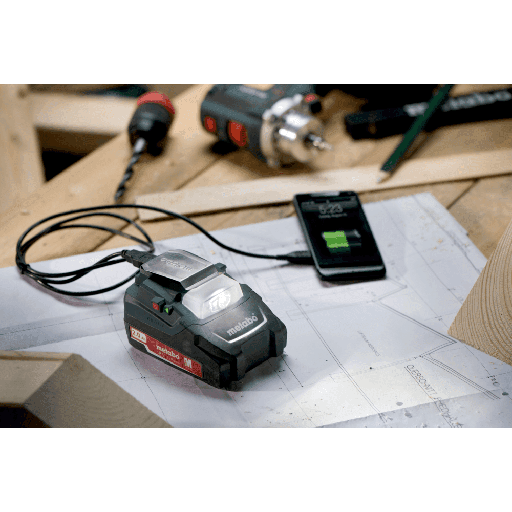 PA 14.4-18 LED-USB (600288000) Adattatore Power batteria 2