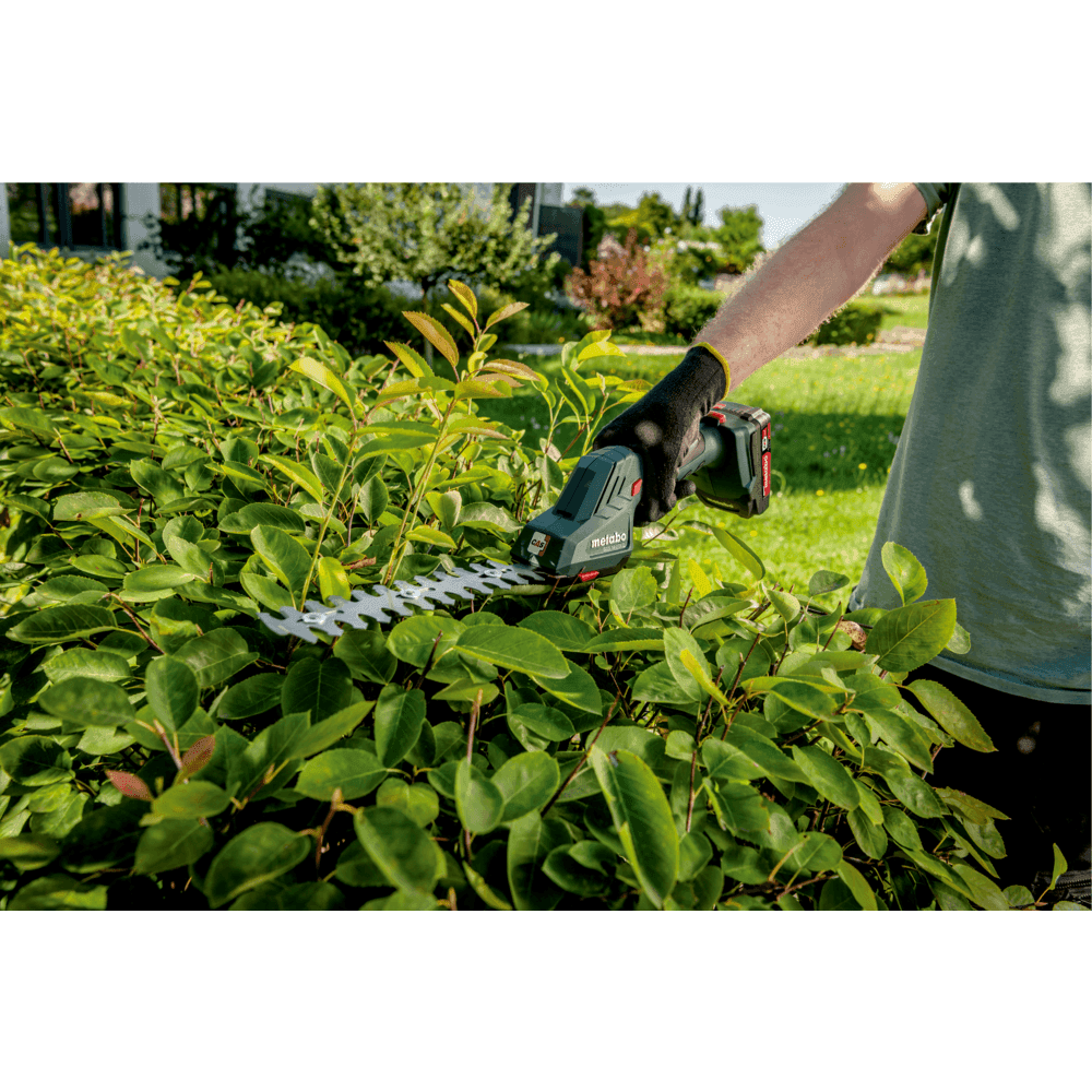 SGS 18 LTX Q (601609840) Cordless shrub and grass shears 4