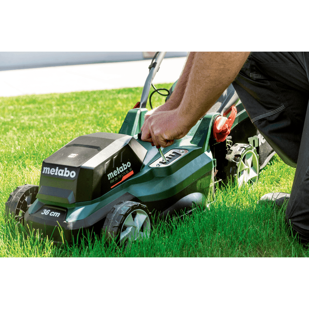 RM 36-18 LTX BL 36 (601716850) Cordless lawn mower 14