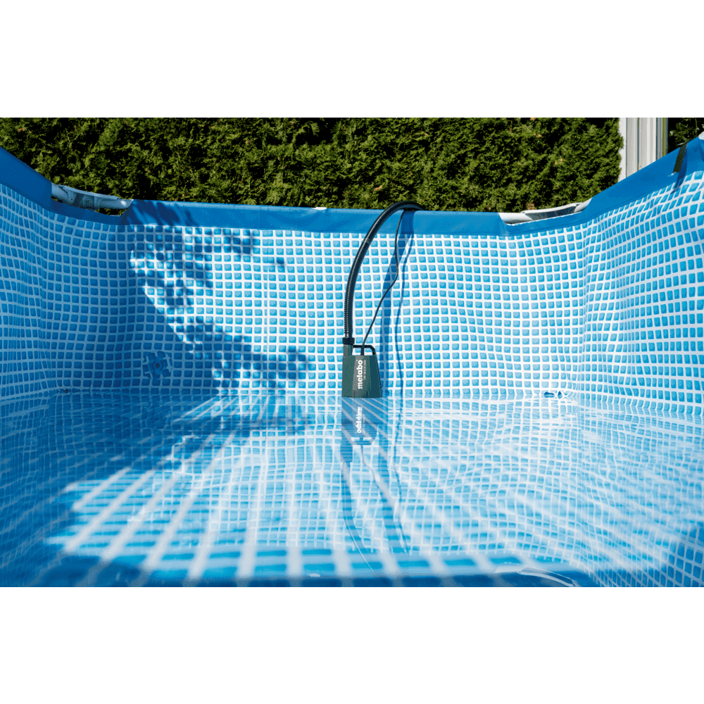 TPF 18 LTX 2200 (601729850) Accu-dompel- en regentonpomp 2