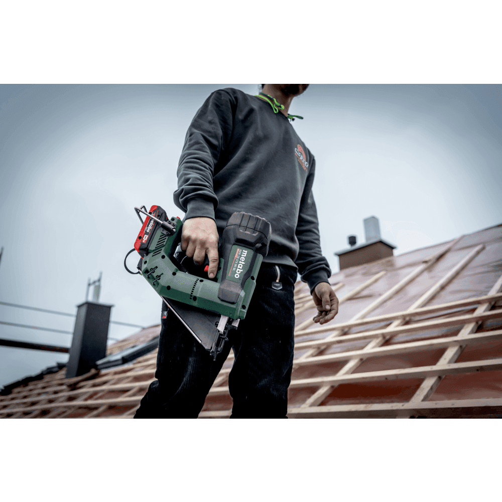 NFR 18 LTX 90 BL (612090840) Accu-tacker 6