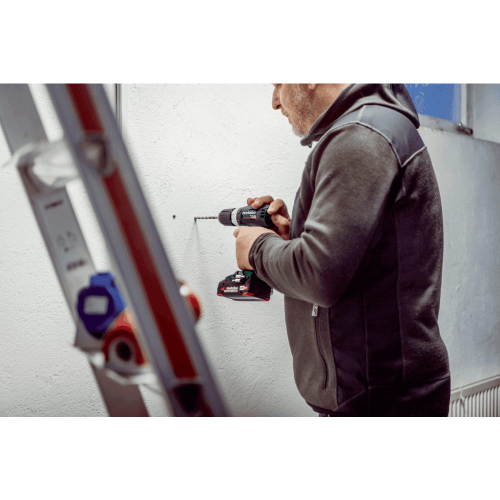 SB 18 L BL (613157840) Akku-Schlagbohrschrauber 2
