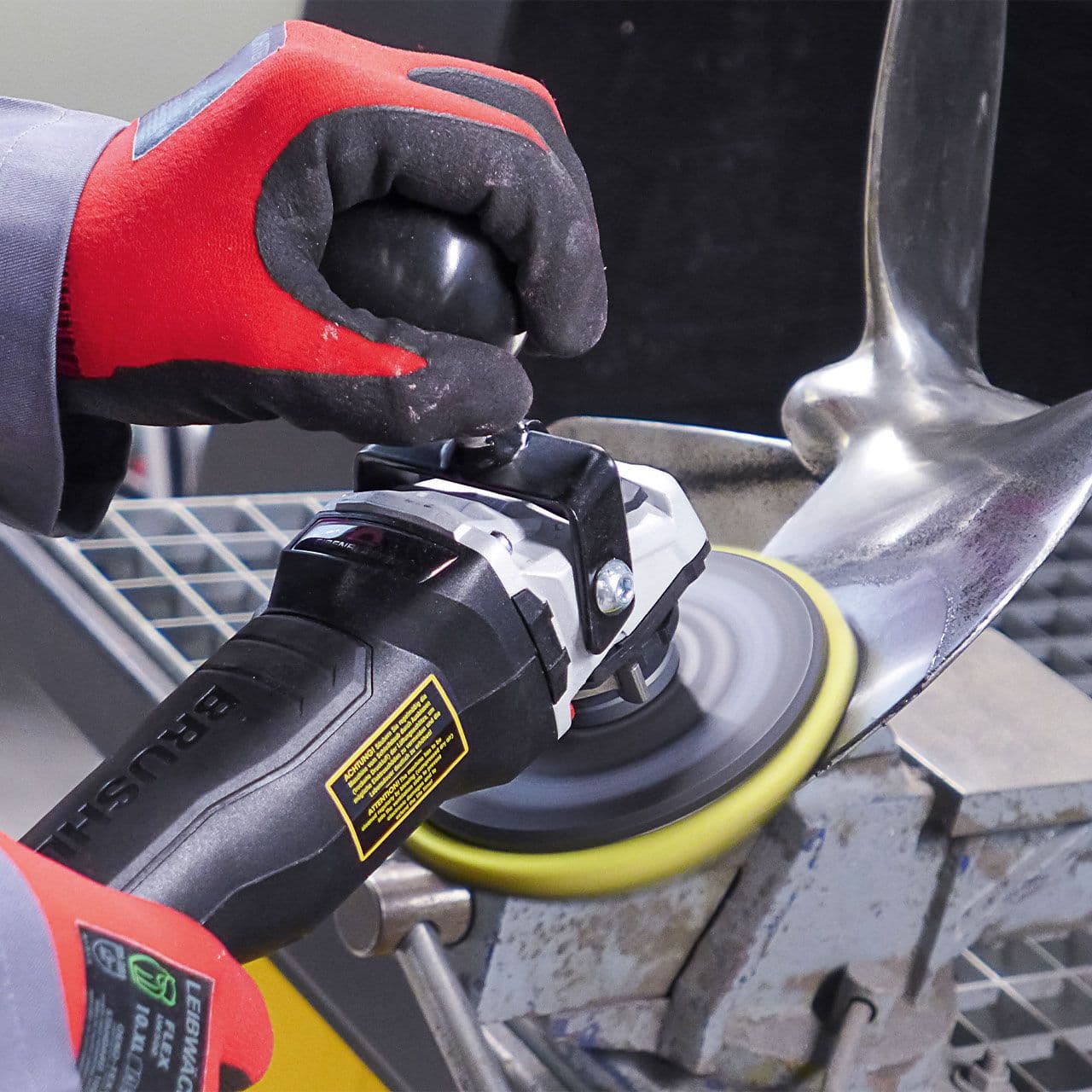 VARILEX POLISHER AKKU BRUSHLESS basic set in case incl. charging station and 2 batteries 4