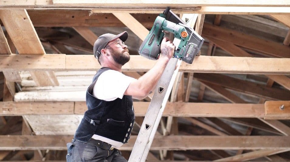 HOLZBAU-SET-PR-E - (EINZELSCHUSS) Setinhalt: PKT-8-PR100-E Hybridnagler, Akku-Handkreissäge und Akku 5